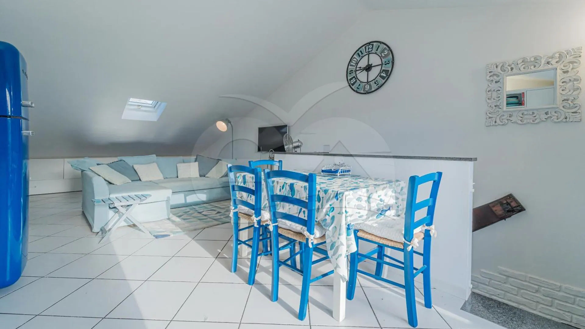 Il Porto 25 Mansarda Sul Mare - Goelba Apartment Porto Azzurro 0*,  Italy