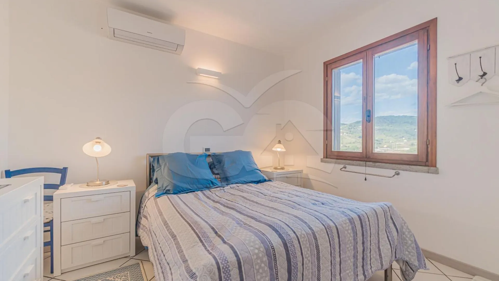 Il Porto 25 Mansarda Sul Mare - Goelba Apartment Porto Azzurro Italy