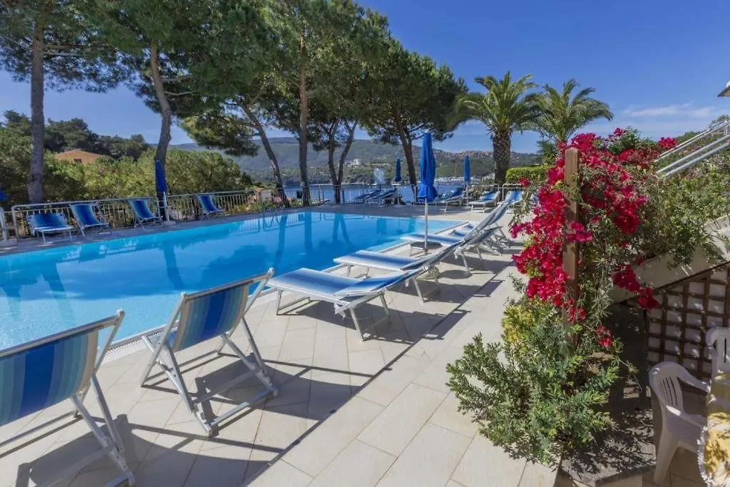 Il Porto 25 Mansarda Sul Mare - Goelba Apartman Porto Azzurro Olaszország